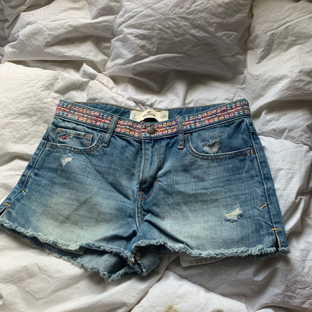 embroidered hollister jean shorts